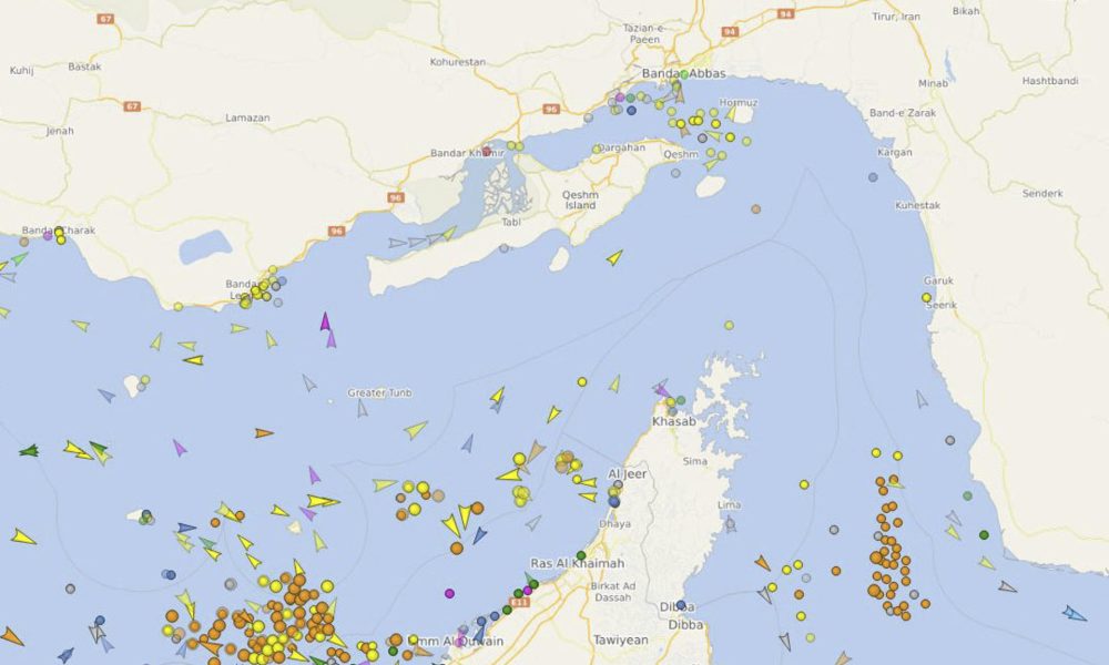 Captura que muestra la disminución del tráfico marítimo en el estrecho de Ormuz. La Guardia Revolucionaria iraní afirmó este jueves que el estrecho de Ormuz está bajo el control de la República Islámica según las leyes internacionales y avisó de que los buques que no cumplan con los protocolos podrían ser atacados o hundidos. EFE/ Vesselfinder.com  - SOLO USO EDITORIAL/SOLO DISPONIBLE PARA ILUSTRAR LA NOTICIA QUE ACOMPAÑA (CRÉDITO OBLIGATORIO) -