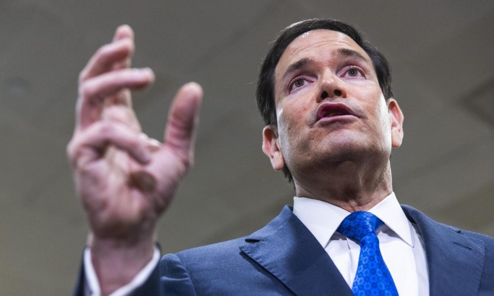 EFE/EPA/JIM LO SCALZO