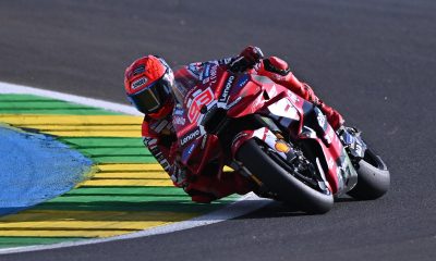 El español Marc Marquez de Ducati Lenovo Team compite durante el Gran Premio de Brasil de MotoGP. EFE/ Andre Borges