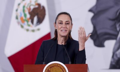 La presidenta de México, Claudia Sheinbaum, habla en una rueda de prensa este lunes, en Ciudad de México (México). EFE/ Isaac Esquivel