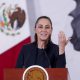 La presidenta de México, Claudia Sheinbaum, habla en una rueda de prensa este lunes, en Ciudad de México (México). EFE/ Isaac Esquivel