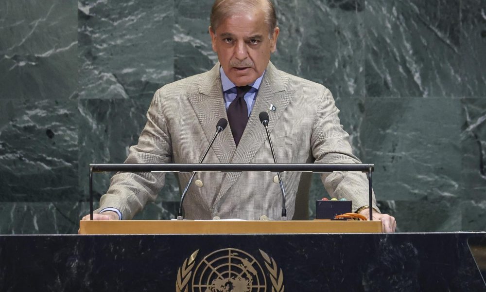 Fotografía de archivo del primer ministro de Pakistán, Shehbaz Sharif.
EFE/EPA/SARAH YENESEL