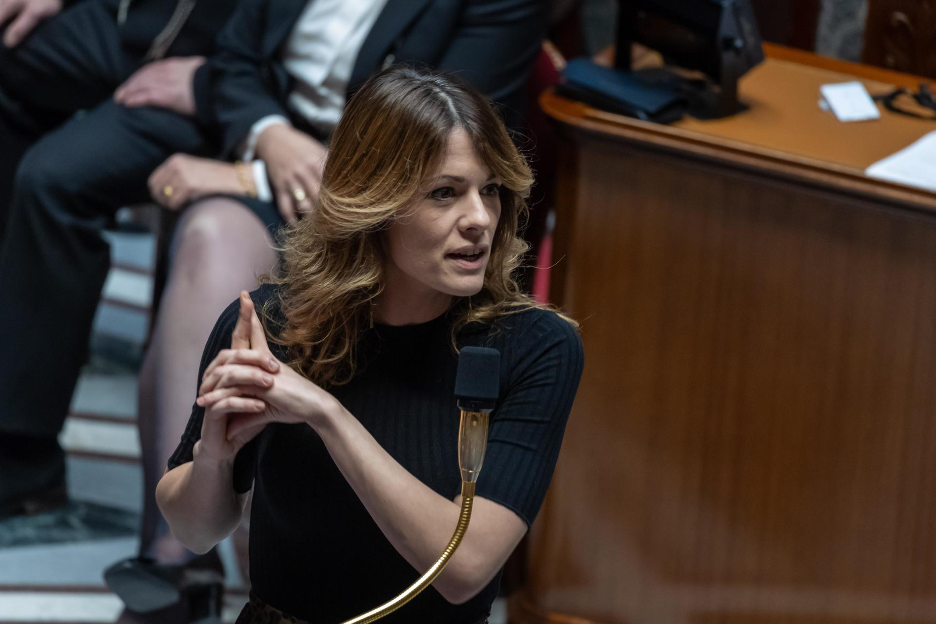 Imagen de la ministra de Energía de Francia y portavoz del gobierno galo, Maud Bregeon, en la Asamblea Nacional de París. EFE/EPA/CHRISTOPHE PETIT TESSON