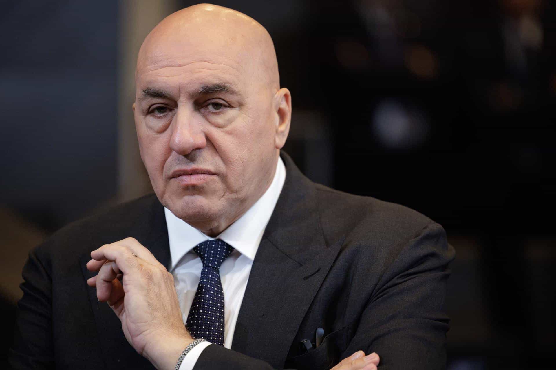 El ministro de Defensa italiano, Guido Crosetto, el 5 de junio de 2025 durante una reunión en la sede de la OTAN en Bruselas. EFE/EPA/OLIVIER MATTHYS