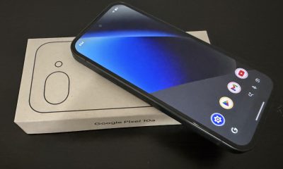 Fotografía que muestra un teléfono Google Pixel este miércoles, en Nueva York (EE.UU.). EFE/ Sarah Yáñez-richards