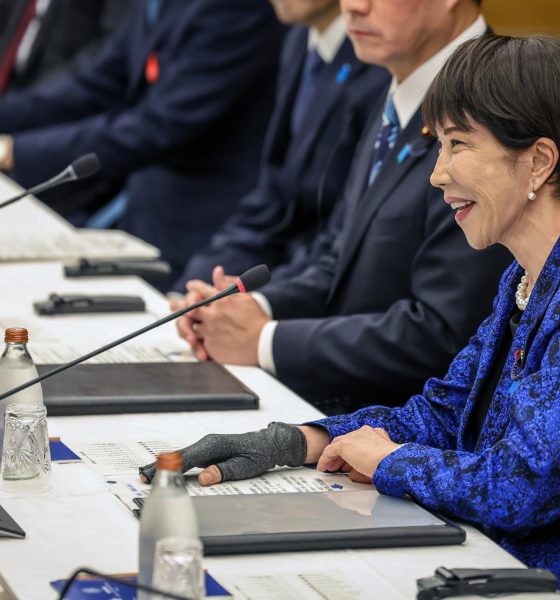 Imagen de archivo de la primera ministra japonesa, Sanae Takaichi, durante una reunión con su homólogo canadiense en Tokio, Japón, el 6 de marzo de 2026. EFE/EPA/TAKASHI AOYAMA / POOL