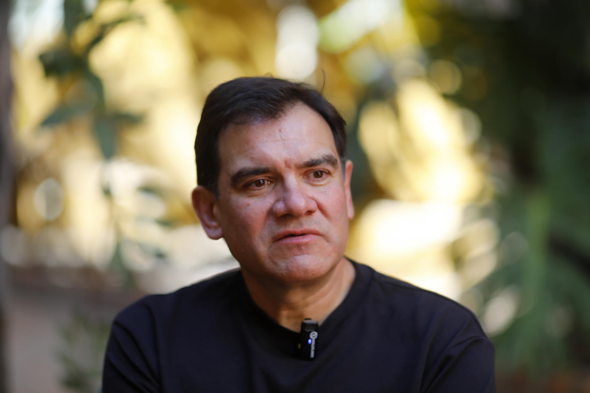 El arquitecto Pablo Vázquez, habla durante una entrevista con EFE este sábado, en Guadalajara, Jalisco (México). EFE/ Francisco Guasco