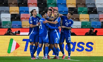 Fotografía de archivo en la que el italiano Gianluca Mancini (C) celebra con sus compañeros tras marcar un gol durante el partido de clasificación para la Copa Mundial de Fútbol FIFA 2026 entre Italia e Israel en el Stadio Friuli de Udine, Italia. EFE/EPA/Alessio Marini