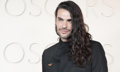El director y guionista Óliver Laxe posa en la alfombra roja durante la 98º edición de los premios Óscar este domingo, en el Teatro Dolby de Los Ángeles (Estados Unidos). EFE/ Ómar Alonso