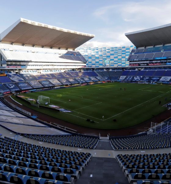 Vista general del Estadio Cuauhtémoc en la ciudad de Puebla (México), en foto de archivo de Hilda Ríos. EFE