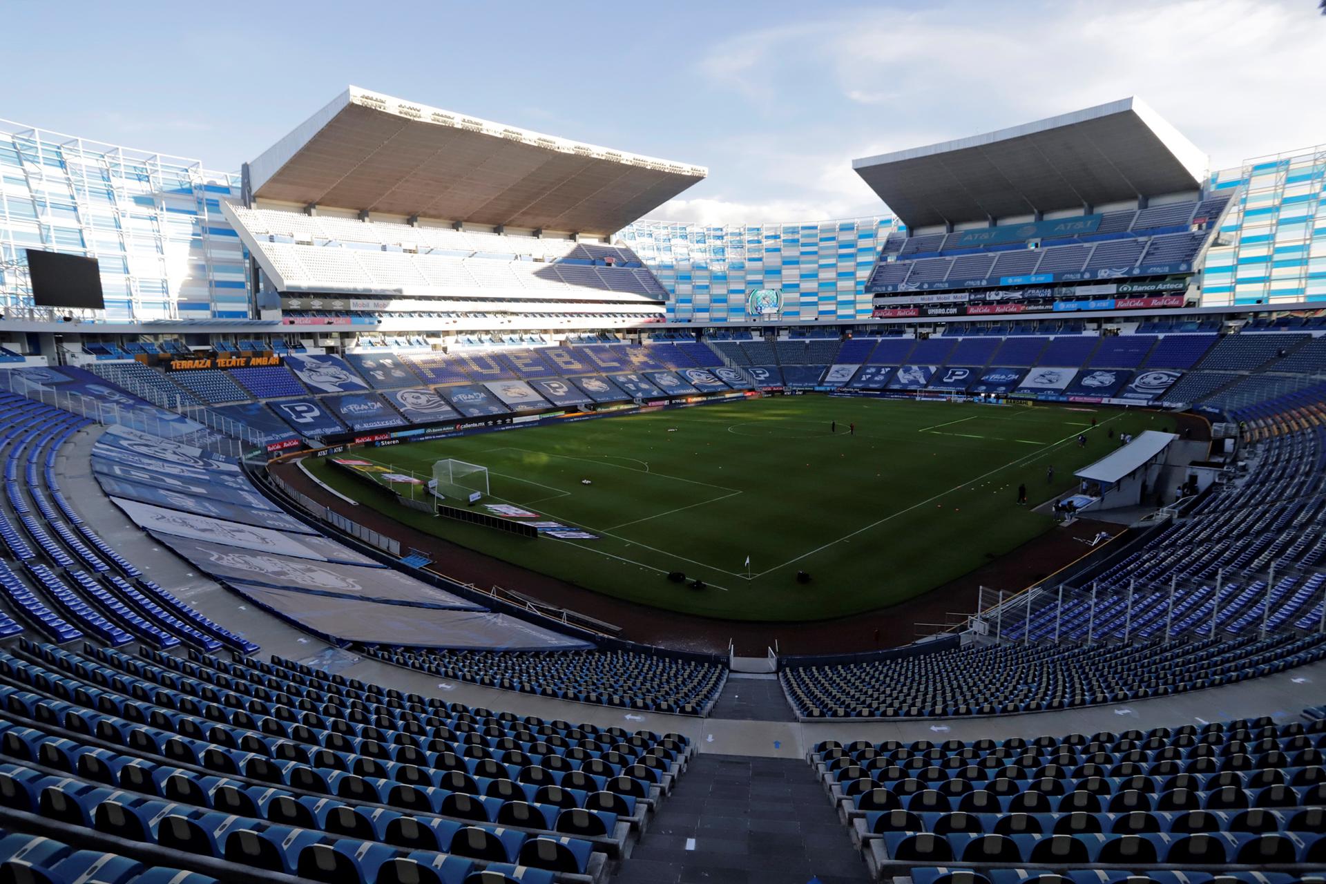 Vista general del Estadio Cuauhtémoc en la ciudad de Puebla (México), en foto de archivo de Hilda Ríos. EFE