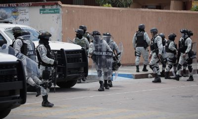 Miembros de la Guardia Nacional realizan un operativo en calles del estado de Michoacán (México). EFE/Iván Villanueva