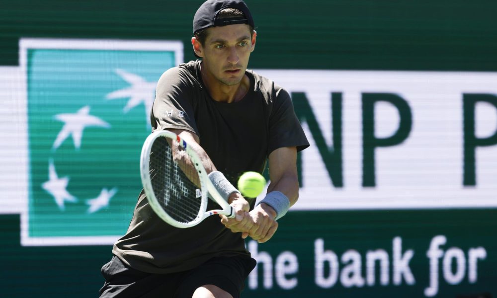 Terence Atmane, de Francia, perdió ante Grigor Dimitrov en Indian Wells. EFE/EPA/JOHN G. MABANGLO