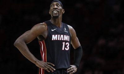 Bam Adebayo durante el partido con los Miami Heat ante los Milwaukee Bucks, este jueves en Miami. EFE/EPA/CRISTOBAL HERRERA-ULASHKEVICH SHUTTERSTOCK OUT