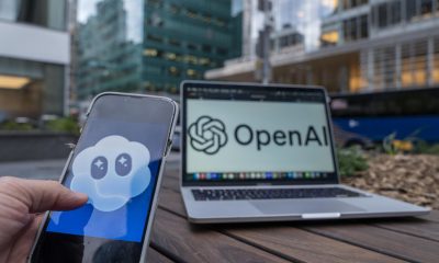 Fotografía de archivo de un celular con la nueva red social Sora 2 en Nueva York (Estados Unidos). EFE/ Angel Colmenares