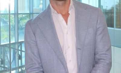 El investigador del Colegio de Negocios de la Universidad Internacional de Florida (FIU) y coautor del estudio publicado en el journal 'Academy of Management Discoveries', Joel Carnevale, posa durante una entrevista con EFE este miércoles, en Miami Florida (Estados Unidos). EFE/ Pedro Pablo Cortés