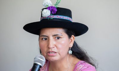 La secretaria ejecutiva de la Coordinadora Nacional de Derechos Humanos (CNDDHH), Tania Pariona, habla en una rueda de prensa este lunes, en Lima (Perú). EFE/ Renato Pajuelo