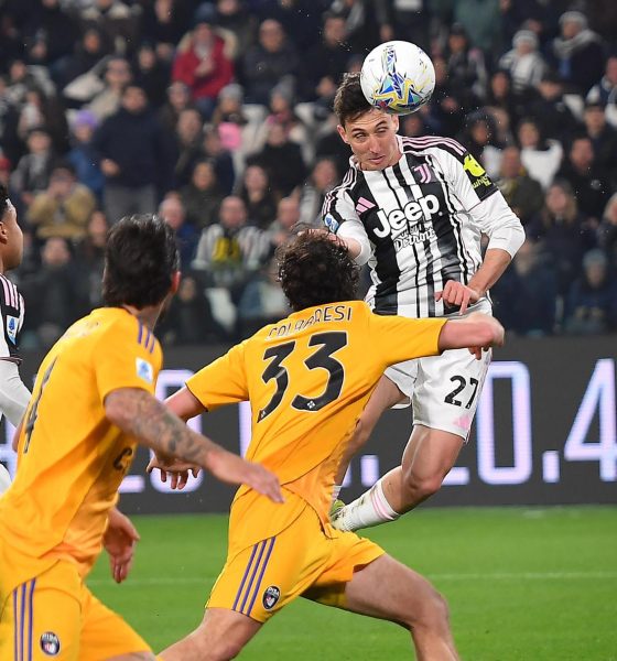 El jugador del Juventus Andrea Cambiaso logra el 1-0 durante el partido de la Serie A que han jugado Juventus FC y Pisa SC en el Allianz Stadium en Turín, Italia. EFE/EPA/ALESSANDRO DI MARCO