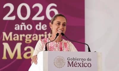 Fotografía cedida por la Presidencia de México que muestra a la mandataria mexicana, Claudia Sheinbaum, hablando en una rueda de prensa este domingo, en el municipio de Comondú en Baja California Sur (México). EFE/ Presidencia de México /SOLO USO EDITORIAL/ NO VENTAS/ SOLO DISPONIBLE PARA ILUSTRAR LA NOTICIA QUE ACOMPAÑA (CRÉDITO OBLIGATORIO)