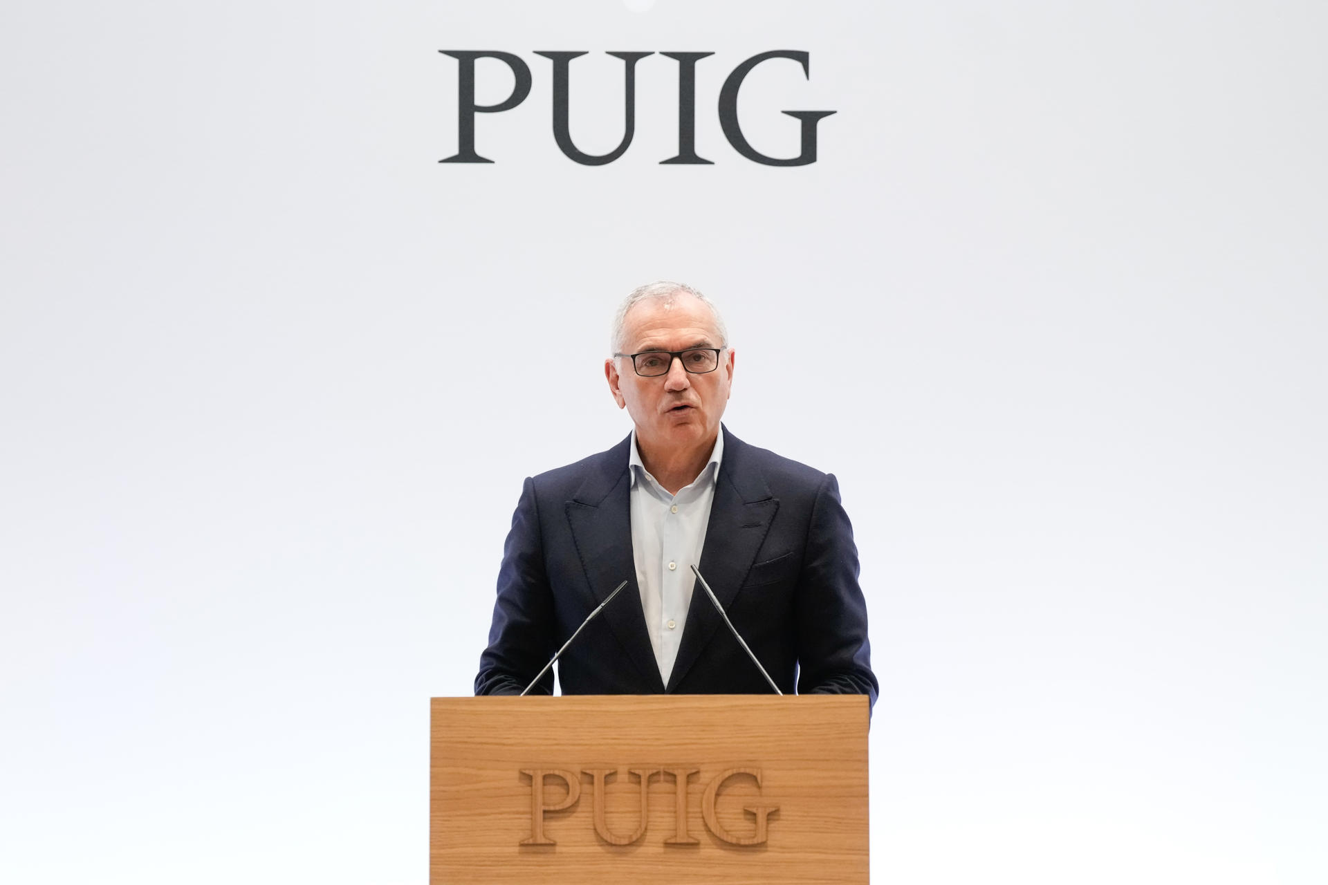 Imagen de archivo del presidente de Puig, Marc Puig, durante la rueda de prensa de presentación de sus resultados de 2025 el 18 de febrero de 2026. EFE/Enric Fontcuberta