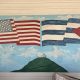 Fotografía del 22 de marzo de 2026 que muestra un mural con las banderas de Estados Unidos y Cuba en el museo de la base naval estadounidense, en Guantánamo (Cuba). EFE/ Yeny García