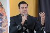 El cantante mexicano Carlos Rivera habla durante una rueda de prensa este miércoles, en Ciudad de México (México). EFE/Mario Guzmán

