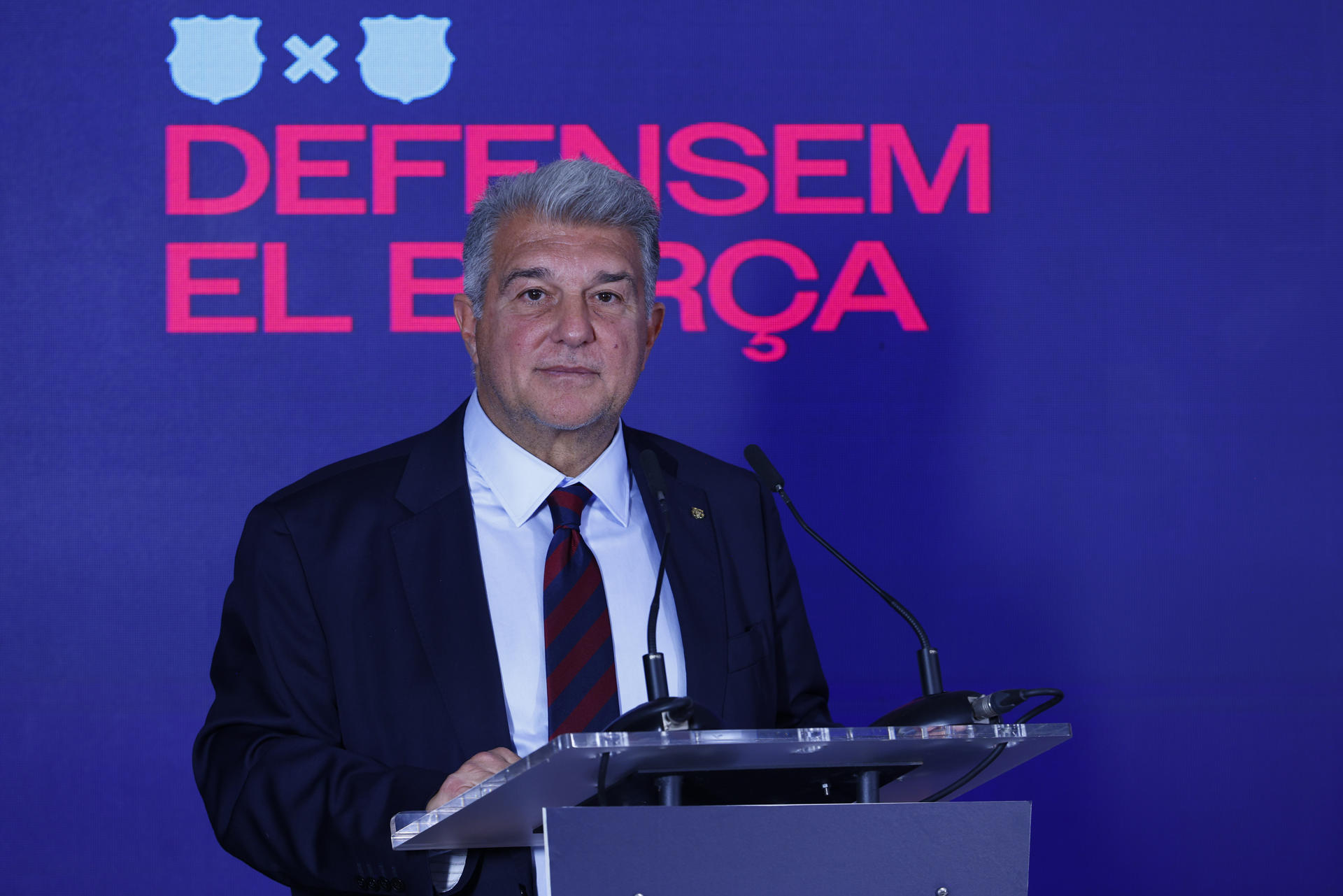 El abogado Joan Laporta durante la presentación oficial de su candidatura a la presidencia del FC Barcelona, cargo del que dimitió para presentarse a la reelección hace un mes. EFE/Quique García