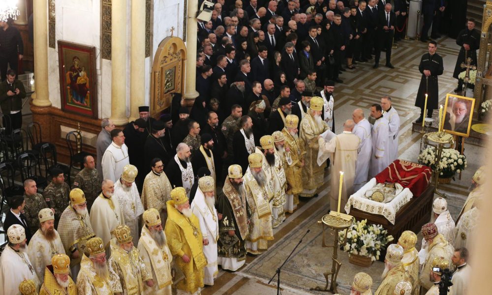 EFE/EPA/IRAKLI GEDENIDZE /POOL SMOUT