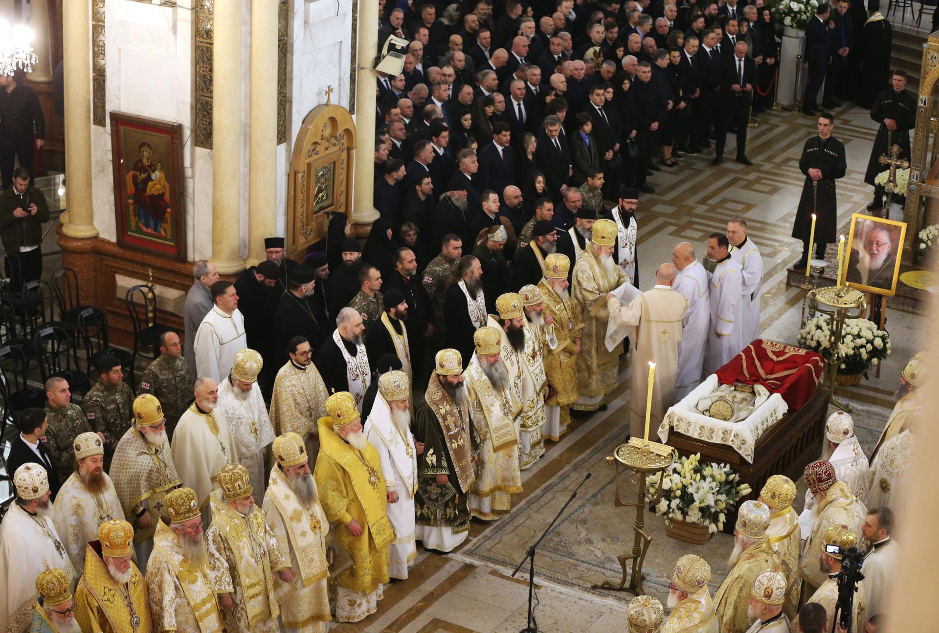 EFE/EPA/IRAKLI GEDENIDZE /POOL SMOUT