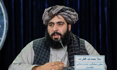 El portavoz adjunto Mullah Hamdullah Fitrat habla durante una conferencia de prensa en Kabul, Afganistán, 03 de marzo de 2026. El portavoz adjunto del Emirato Islámico, Mullah Hamdullah Fitrat, dijo que 110 civiles fueron asesinados y 123 heridos en lo que él describió como ataques del ejército paquistaní en Afganistán. Añadió que unas 8.400 familias han sido desplazadas y que se han reportado pérdidas financieras entre la población en general. (Afganistán) EFE/EPA/SAMIULLAH POPAL