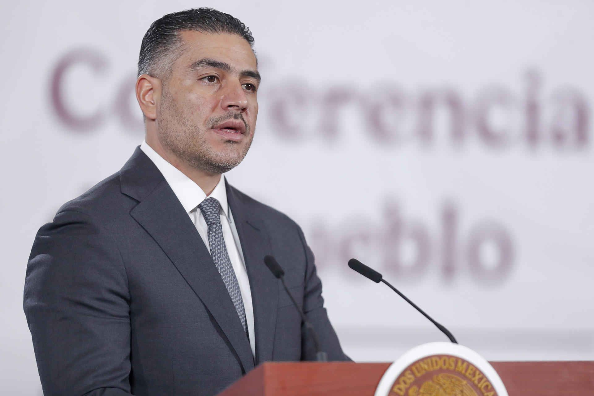 El secretario de Seguridad y Protección Ciudadana, Omar García Harfuch, habla en una rueda de prensa en Palacio Nacional de la Ciudad de México (México). Imagen de archivo. EFE/Isaac Esquivel