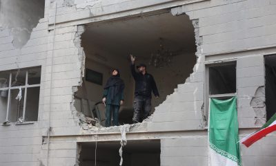Un edificio dañado por los bombardeos en Teherán, el 15 d emarzo de 2026. EFE/EPA/ABEDIN TAHERKENAREH
