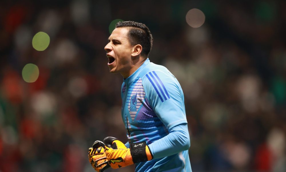 El arquero de la selección mexicana Angel Malagón. EFE/ Alex Cruz