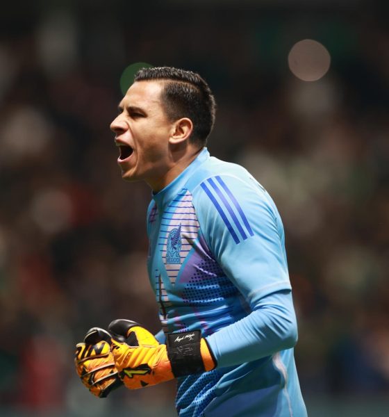 El arquero de la selección mexicana Angel Malagón. EFE/ Alex Cruz