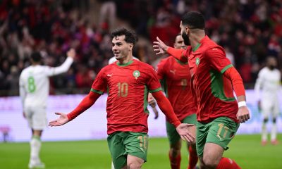 El jugador del Marruecos Brahim Diaz (I) celebra un gol la pasada Copa África disputada en Marruecos. EFE/EPA/JALAL MORCHIDI/Archivo