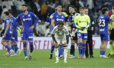 El delantero brasileño del Real Madrid Rodrygo Goes, a la finalización del encuentro contra el Getafe. EFE / Juanjo Martín.