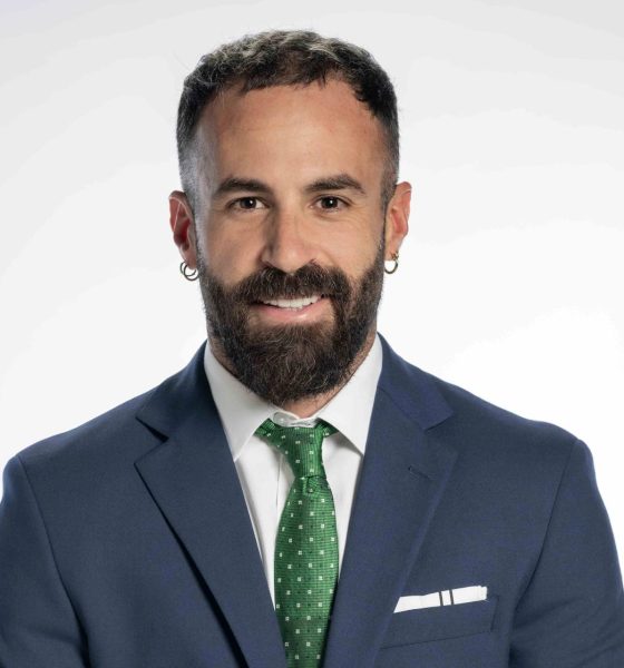 Fotografía cedida por Chemistry Agency que muestra al español nacionalizado mexicano Marc Crosas, exjugador del Barcelona y actual comentarista deportivo, posando para una fotografía. EFE/ Chemistry Agency / Solo uso editorial