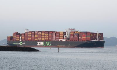 Fotografía que muestra un buque en transito en el Canal de Panamá este martes, en Ciudad de Panamá (Panamá). EFE/ Carlos Lemos