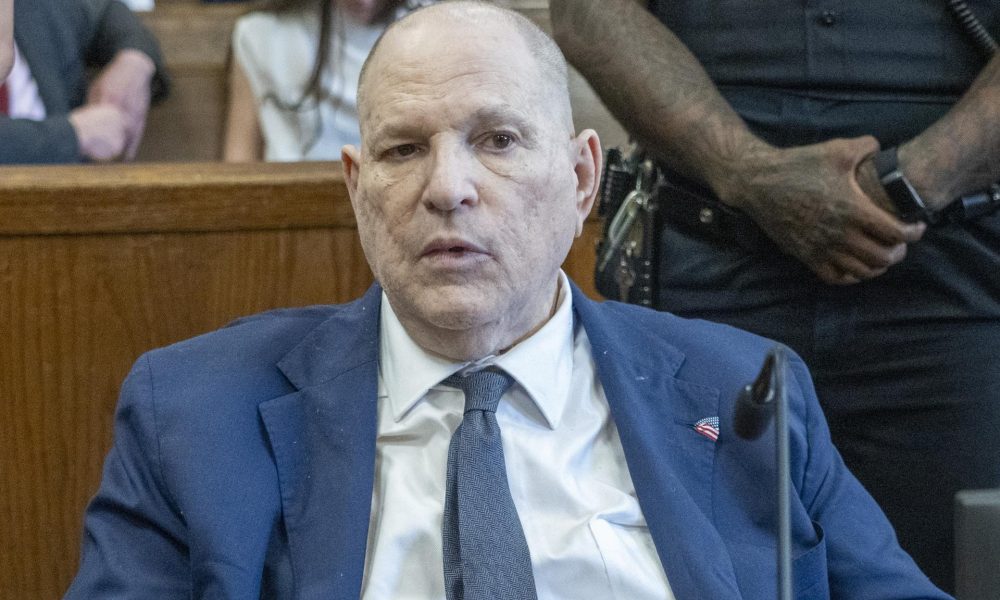 EFE/EPA/STEVEN HIRSCH / POOL