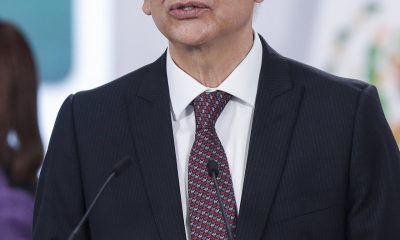 El director de Petróleos Mexicanos (Pemex) Víctor Rodríguez Padilla, habla en una rueda de prensa en Palacio Nacional de la Ciudad de México (México). Imagen de archivo. EFE/Isaac Esquivel