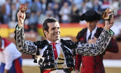 Fotografía de archivo donde aparece el diestro Emilio de Justo. EFE/ Jero Morales