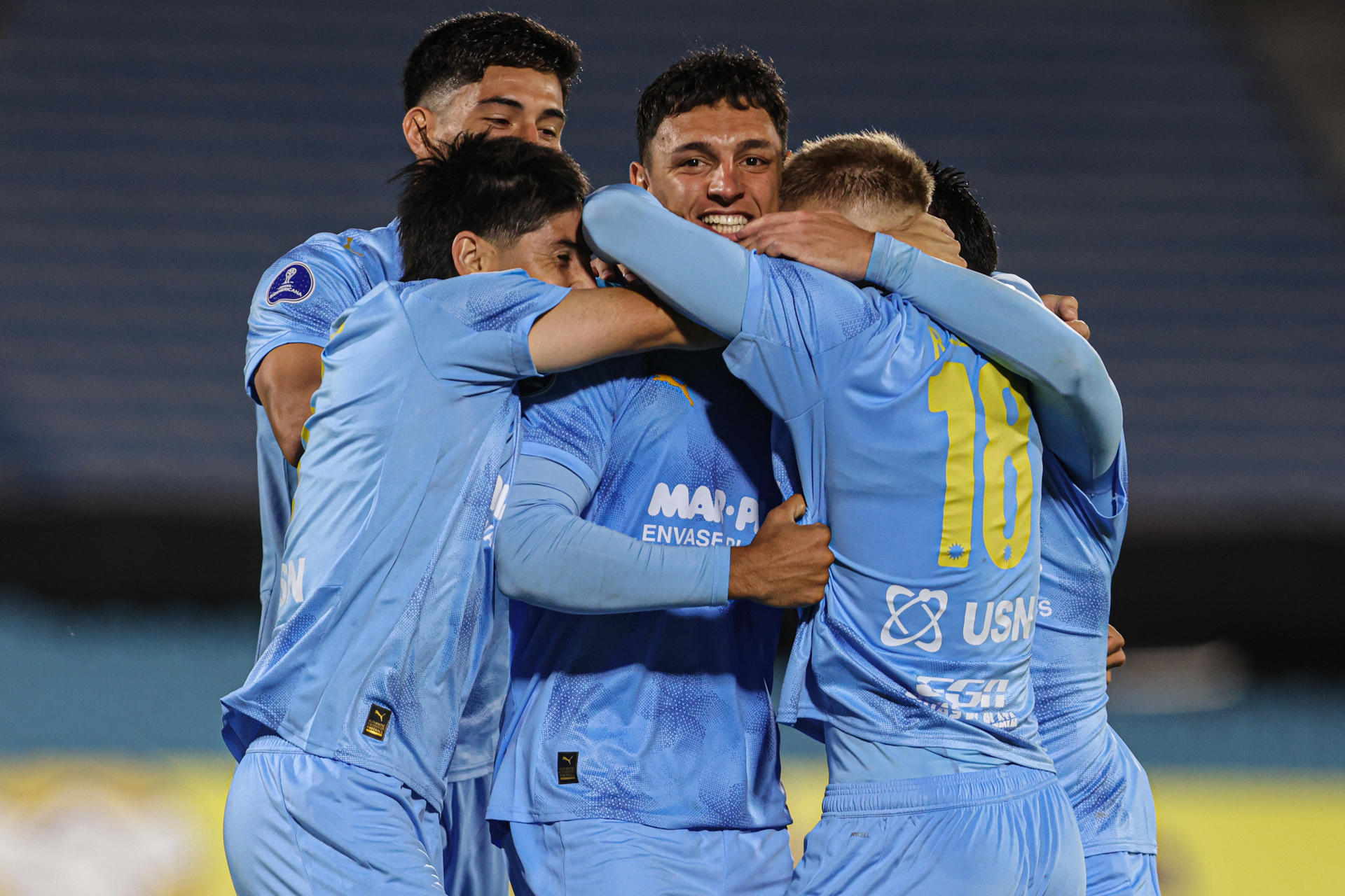 Eduardo Agüero (c) de Montevideo City Torque, en una imagen de archivo. EFE/ Gastón Britos