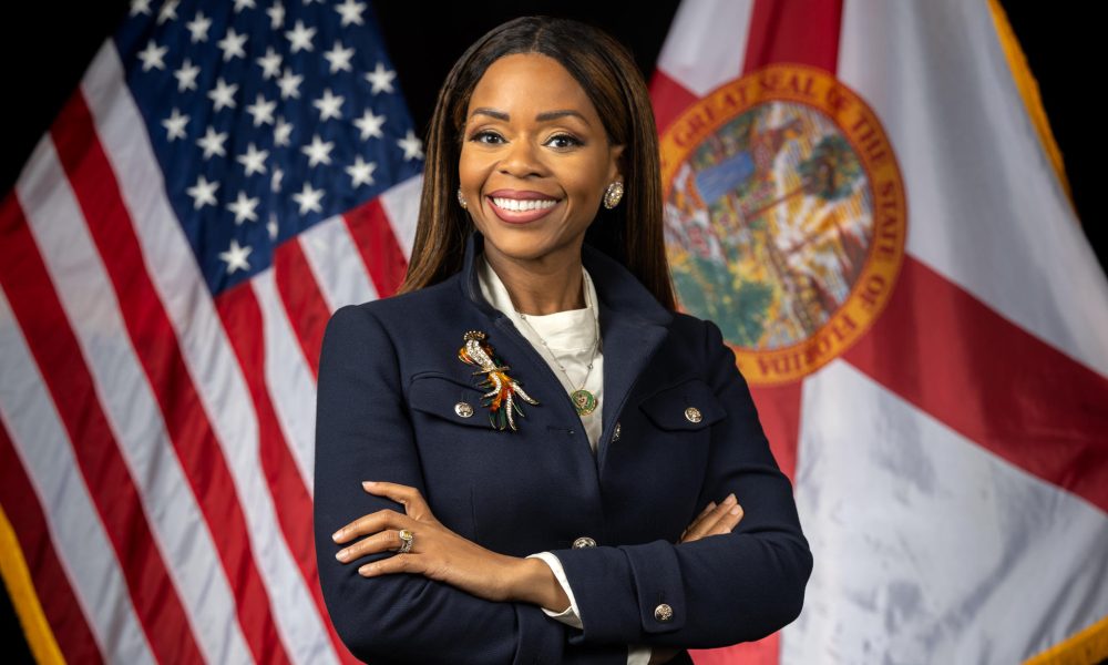 Fotografía oficial cedida por la Cámara de Representantes EEUU, que muestra a la congresista demócrata Sheila Cherfilus-McCormick, representante de los Estados Unidos por el 20.º distrito congresional de Florida desde 2022. EFE/ Cámara deRepresentantes EEUU /SOLO USO EDITORIAL/ NO VENTAS/ SOLO DISPONIBLE PARA ILUSTRAR LA NOTICIA QUE ACOMPAÑA (CRÉDITO OBLIGATORIO)