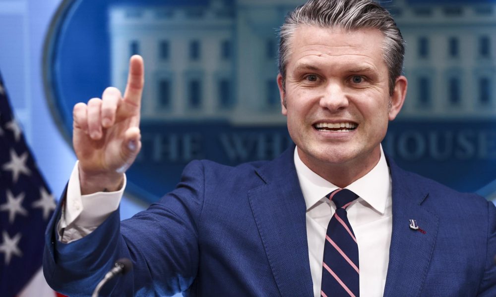 EFE/EPA/JIM LO SCALZO