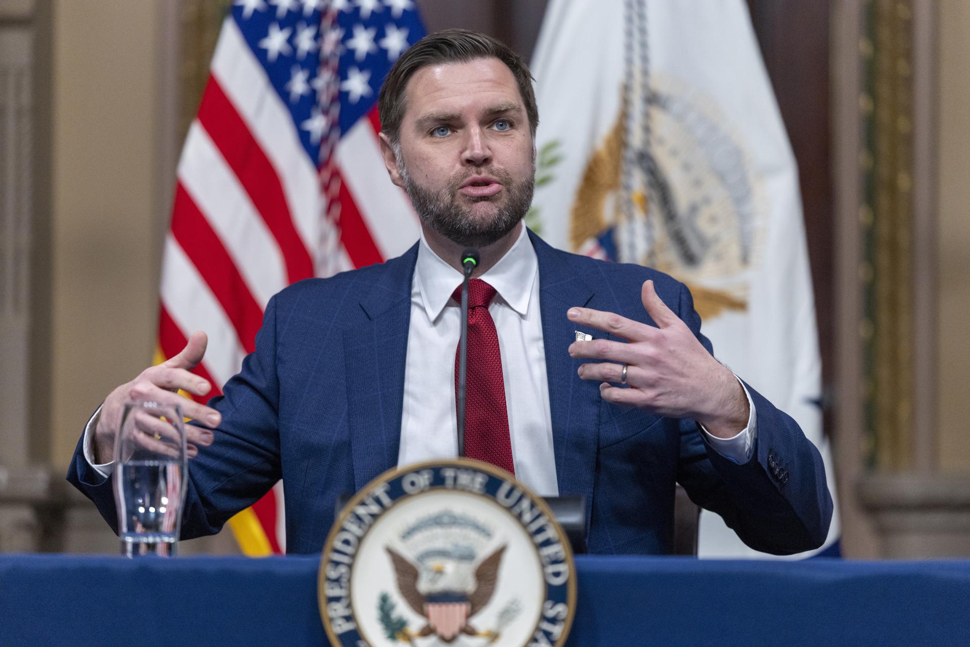 Foto de archivo del vicepresidente de Estados Unidos, JD Vance, del 27 de marzo de 2026. EFE/SHAWN THEW