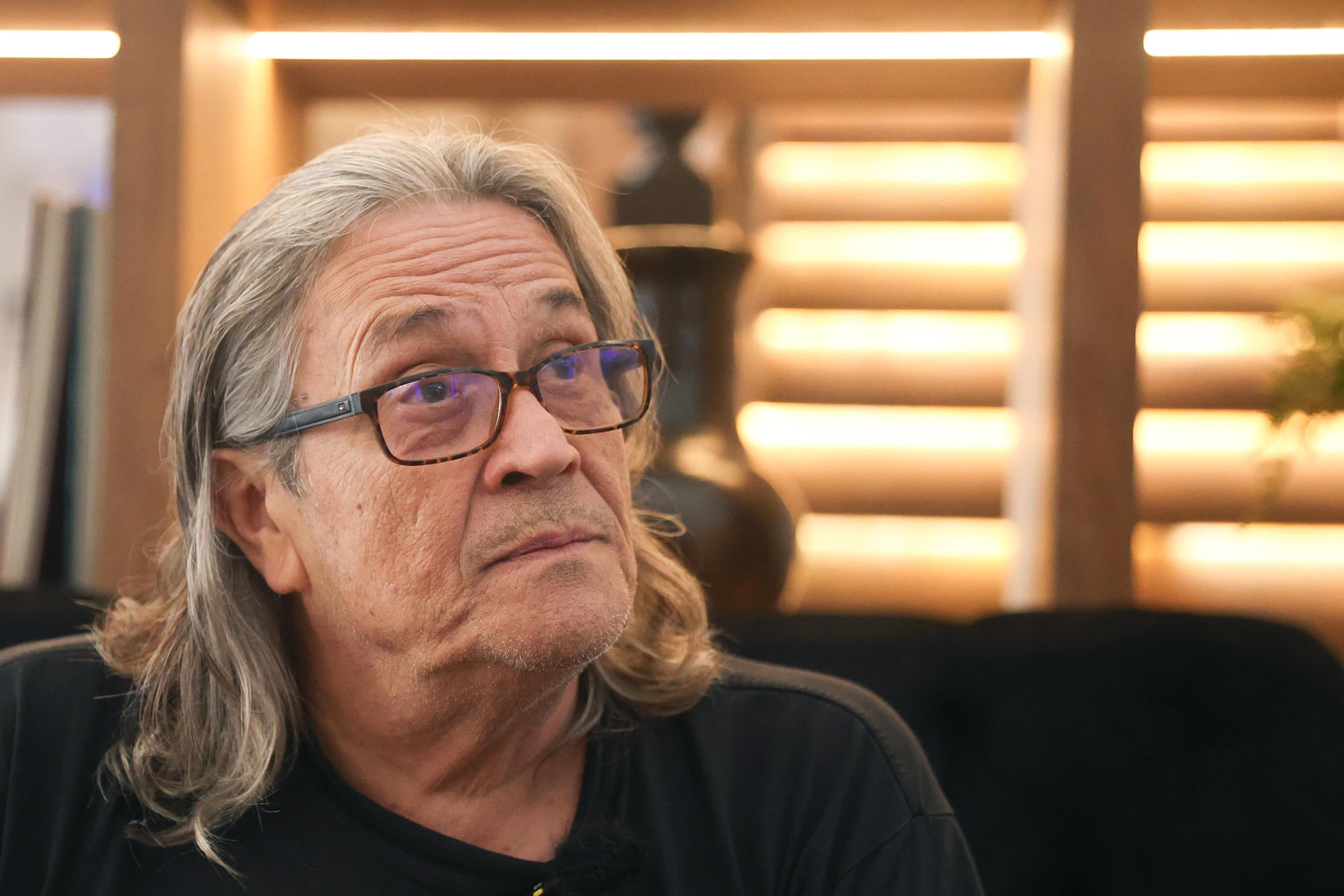 El pianista español, Sebastián Chano Domínguez, reacciona durante una entrevista con EFE este viernes en Asunción (Paraguay). EFE/ Juan Pablo Pino