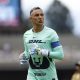 Keylor Navas de Pumas calienta previo a un partido de la Liga MX en el estadio Olímpico Universitario en Ciudad de México (México). Fotografía de archivo. EFE/Sáshenka Gutiérrez