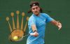 El griego Stefanos Tsitsipas, durante su partido de primera ronda del torneo de Montecarlo frente al argentino Francisco Cerúndolo, disputado este lunes. EFE/ SEBASTIEN NOGIER