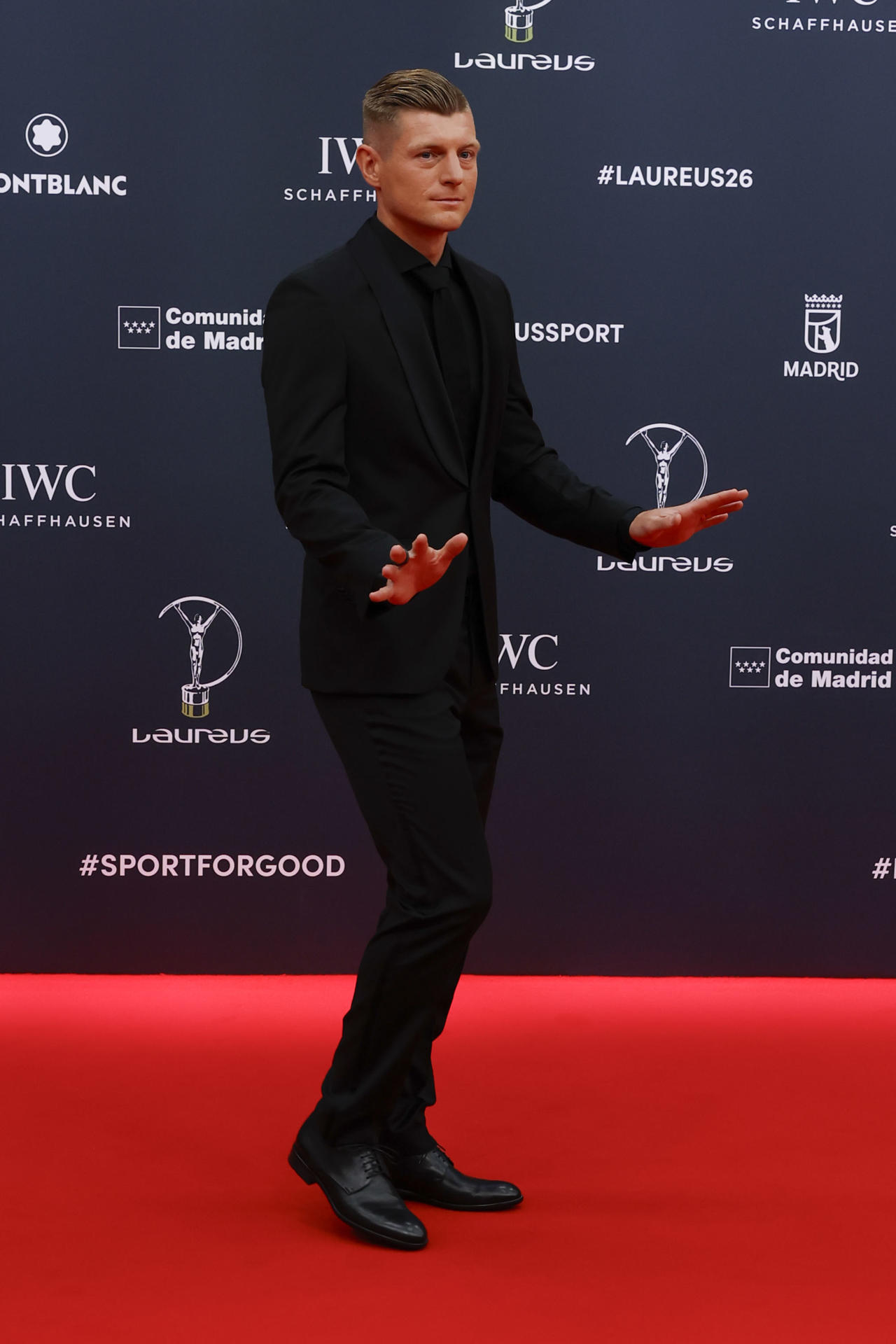 El exfutbolista alemán Toni Kroos posa este lunes durante la gala de los premios Laureus World Sport 2026, los galardones más prestigiosos del deporte internacional, celebrada en el Palacio de Cibeles, Madrid. EFE/ J.J.Guillén