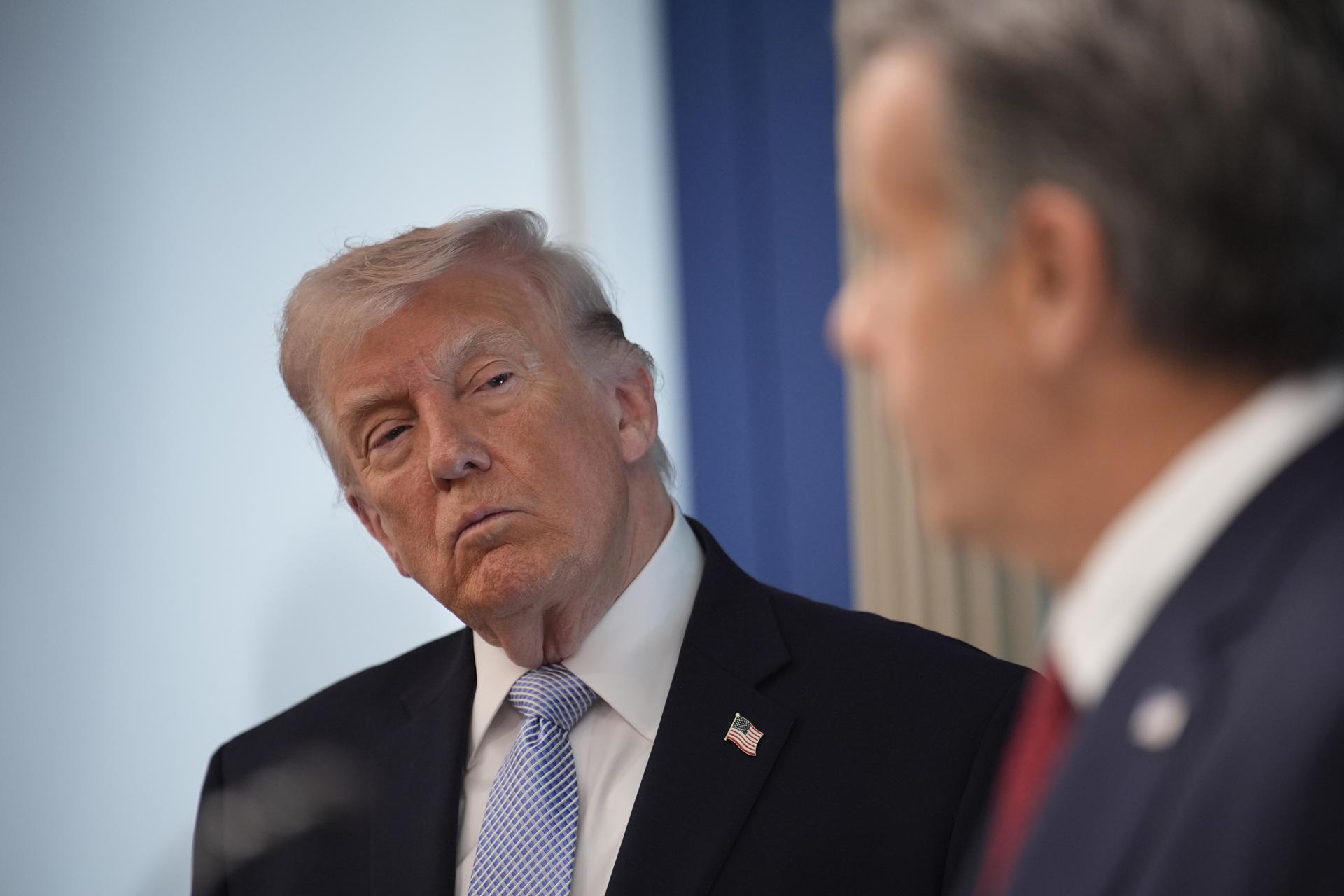 El presidente de Estados Unidos, Donald Trump, durante una rueda de prensa sobre la guerra en Irán. EFE/YURI GRIPAS